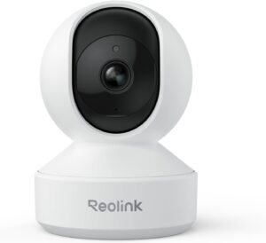 Telecamera WiFi interno Reolink E1 Pro da 5MP bianca, con obiettivo motorizzato a 360 gradi per la sicurezza domestica.